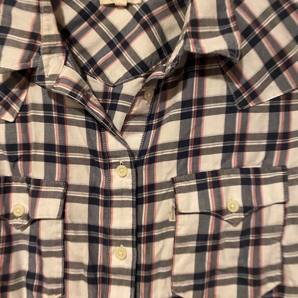 Shirt - Picture 2 of 3